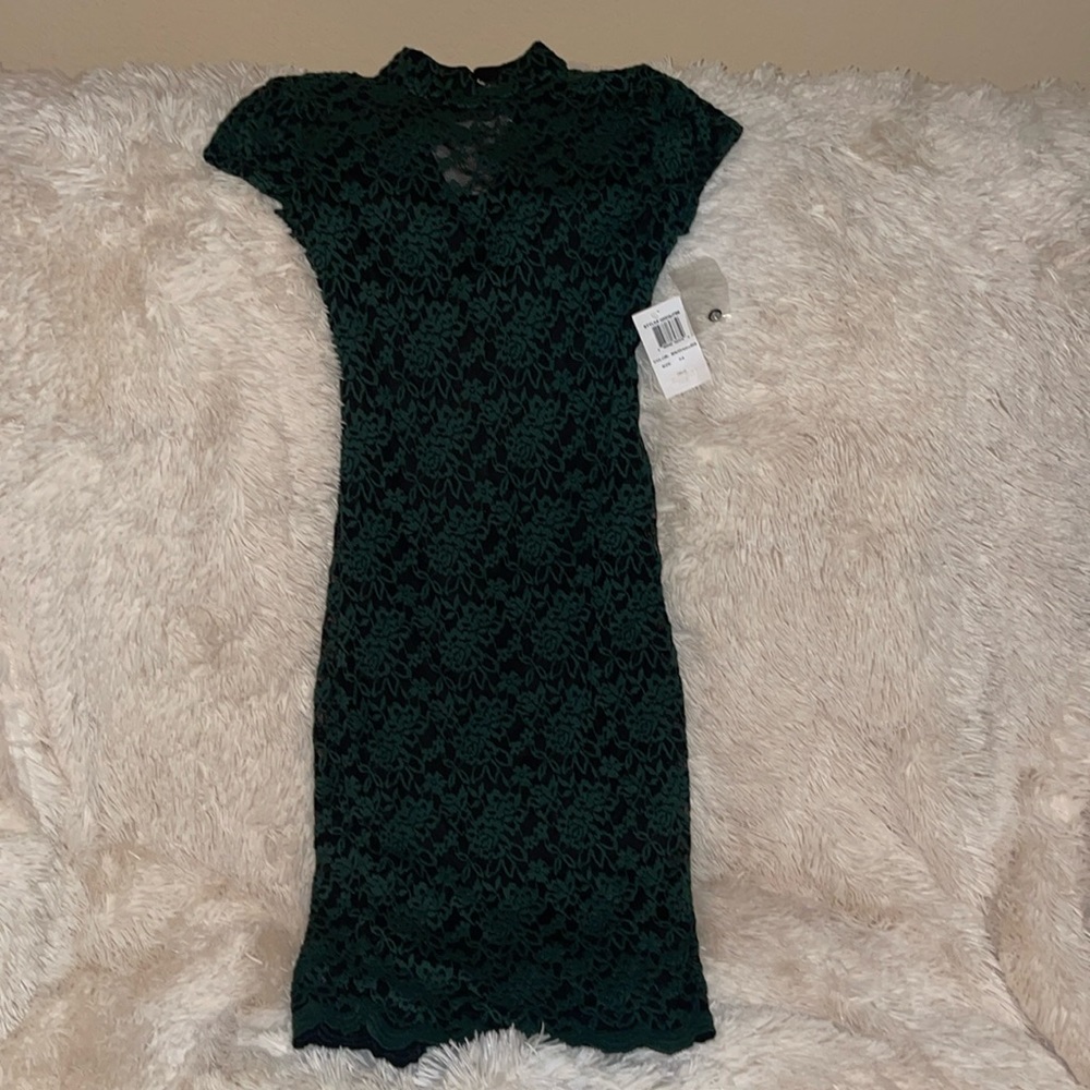 Bodycon Lace Green and Black Dress NWT